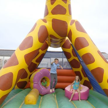 Campsite in Oléron with Bounce House