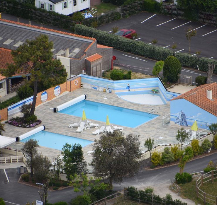 Piscine bassin enfants profondeur 0.20 mètres - Photo de Camping