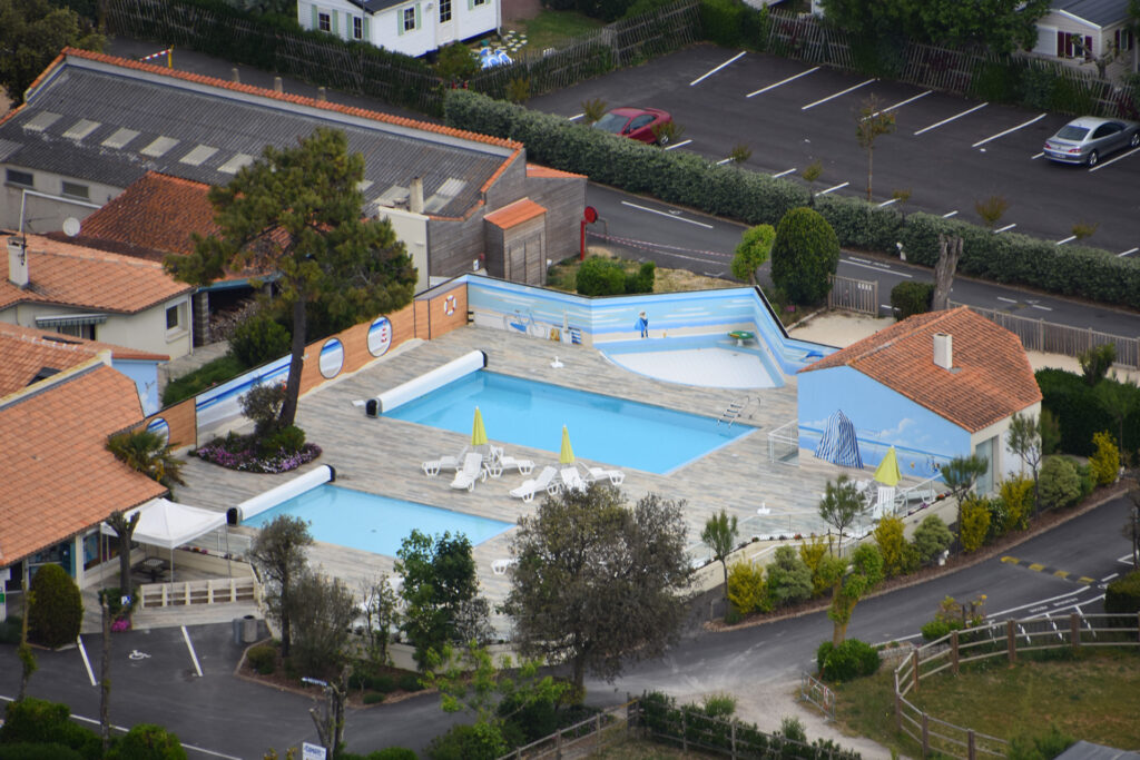 vue aerienne piscine